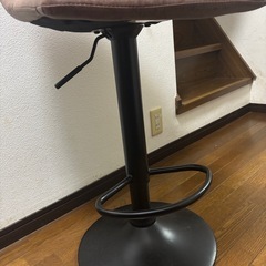 カウンターチェアーの画像