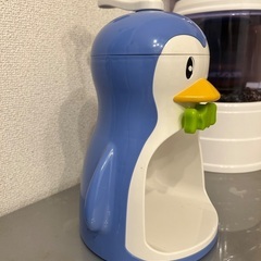 【目立った汚れキズなし！】ペンギンのかき氷機の画像