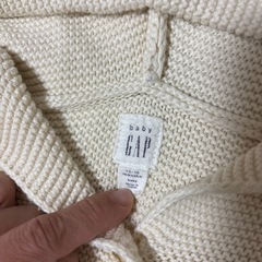 baby GAP ホワイト　カーディガン　80サイズの画像