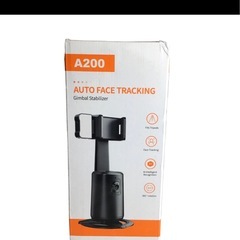 自動追跡機能付きのスマートフォン用ジンバルの画像