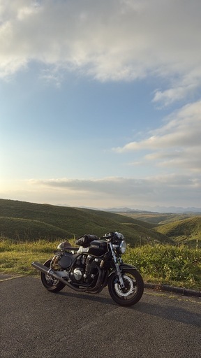 Yamaha XJR1300 カフェレーサースタイル rp01j