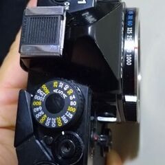 優良品 OLYMPUS om2n 黒 ★露出メーター動く シャッター全速快調 プリズム腐食なしの画像