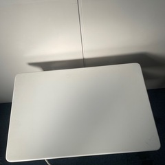 ネイルテーブル　オフィステーブル　テーブル　白　美品の画像