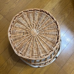 かご　　直径38㎝の画像