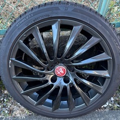 アルファロメオ　ジュリエッタ　純正ホイールとスタッドレスの画像