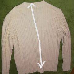 カーディガン　ベージュの画像