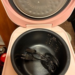 炊飯器    の画像