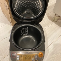 象印　炊飯器の画像