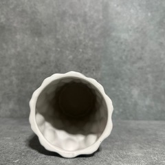 花瓶　ホワイト　シンプルの画像