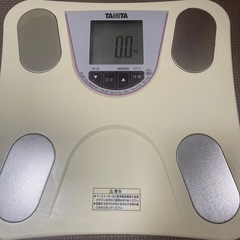 TANITA体重計 の画像