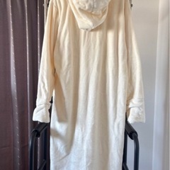 【定価4,070円】新品未使用 GUNZE UCHI-COLLE ウチコレ　着る毛布 ふわとろガウン M〜L アイボリーの画像