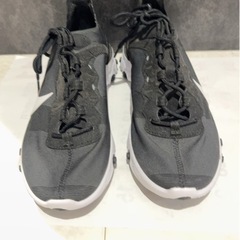 NIKE スニーカー　27.5の画像
