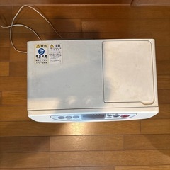 石油ファンヒーターの画像