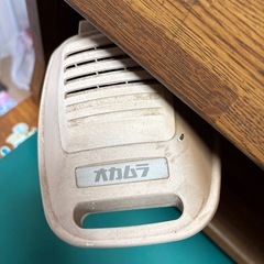 オカムラ　学習机　お子様用の画像