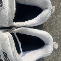 スニーカー
の画像