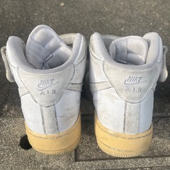 スニーカーの画像