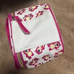 キャラクターポーチの画像