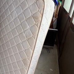 セミダブルマットレスの画像