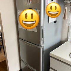 SHARP冷蔵庫370リットルの画像