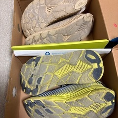 ホカオネオネ　HOKA ONEONE 27センチの画像