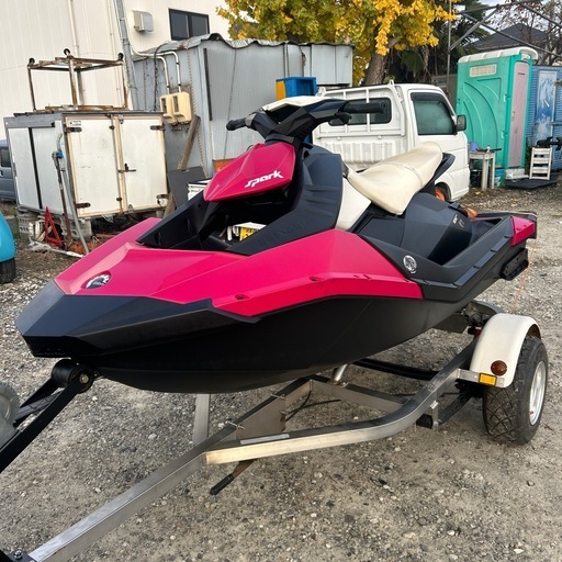 seadoo spark 3人乗り　距離浅　水上バイク　ジェットスキー　マリンジェット