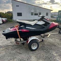seadoo spark 3人乗り　距離浅　水上バイク　ジェットスキー　マリンジェット
の画像
