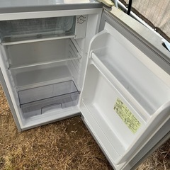 冷蔵庫75L シャープの画像