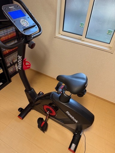 【美品】リーボック(Reebok) フィットネスバイク GB50-19 キャスター付
