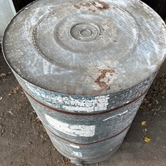 金属缶　米　麦　貯蔵　保管　(燻製などにも)の画像