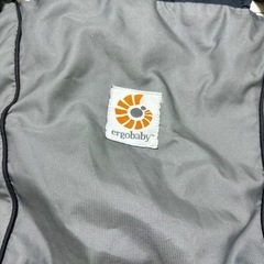 エルゴ　抱っこ紐　グレーの画像