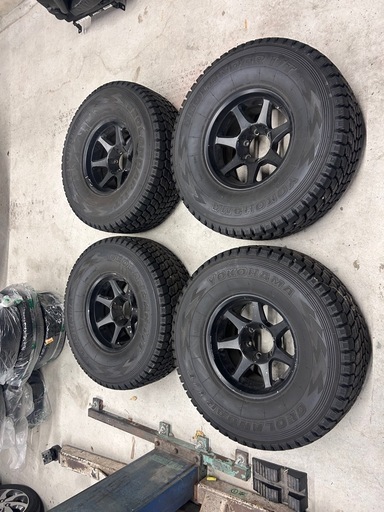 ランクルタイヤホイールセット