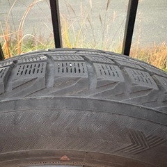 スタッドレスタイヤの画像