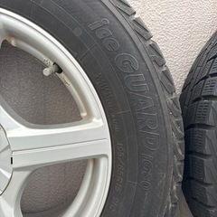 スタッドレスタイヤの画像