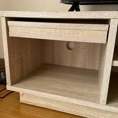 TV台の画像