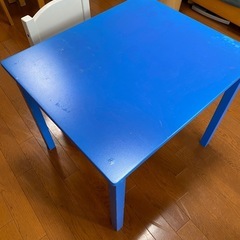 IKEA 子供用テーブル椅子セットの画像