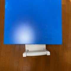 IKEA 子供用テーブル椅子セットの画像