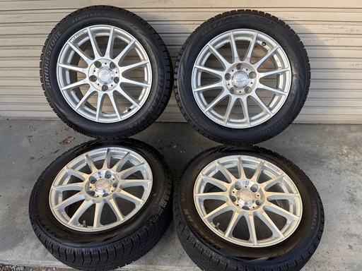 冬タイヤ16インチ★ 195/55R16 ★ ブリヂストンBLIZZAK VRX ★ PCD114アルミホイール付き ★ 深溝バリ山スタッドレス４本組み ★ 群馬発 ★ 直接引き取り歓迎
