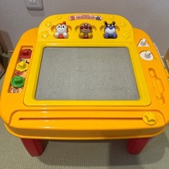 アンパンマン　らくがきデスクの画像