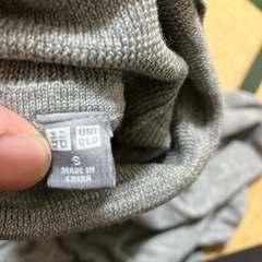 UNIQLOタートルネックセーターSの画像