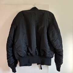 ALPHA INDUSTRIES  Mサイズの画像