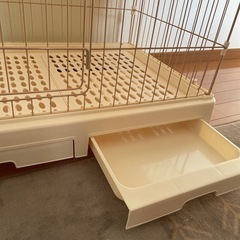 猫用ケージ　３段　キャスター付きの画像