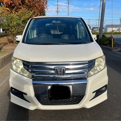 ホンダステップワゴンスパーダの画像