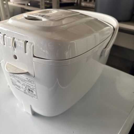 タイガー 一升 10合　炊飯ジャー 2022年製 炊飯器 JBH-G181