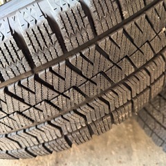 215/60R16 スタッドレスタイヤホイールセットの画像