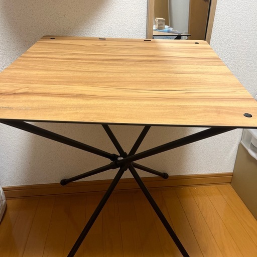 ヘリノックスのアウトドアテーブル