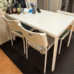 IKEAダイニングセットの画像