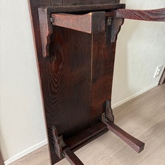 アンティーク ローテーブルの画像