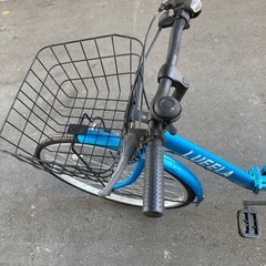 折りたたみ自転車の画像