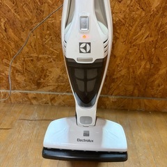 L0101 Electrolux エレクトロラックス コードレスクリーナー スティック&ハンディ 2wayの画像