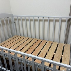 ベビーベッド　レギュラー　カトージの画像